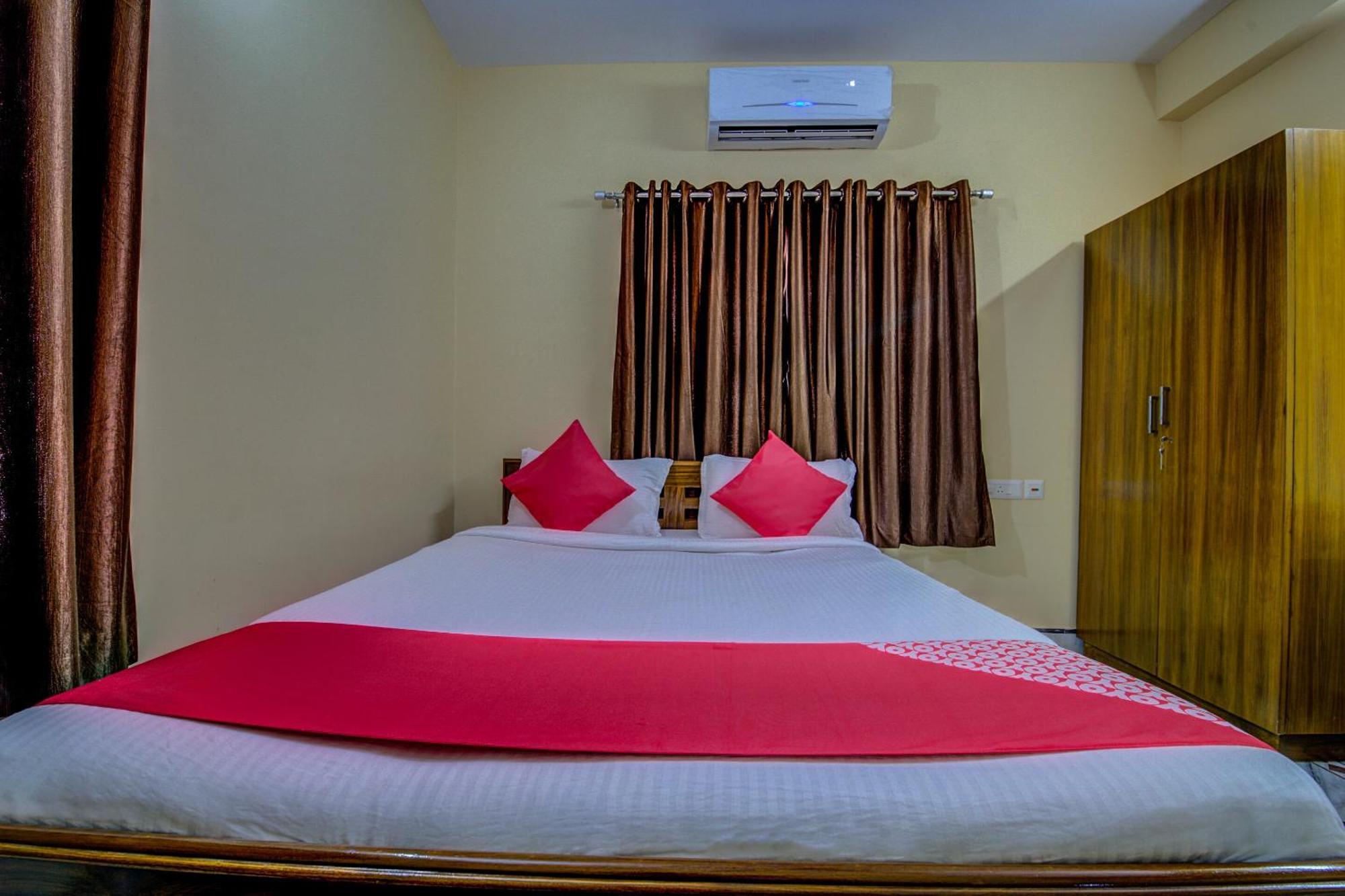 The Syncretic Guest House Calcutta Buitenkant foto