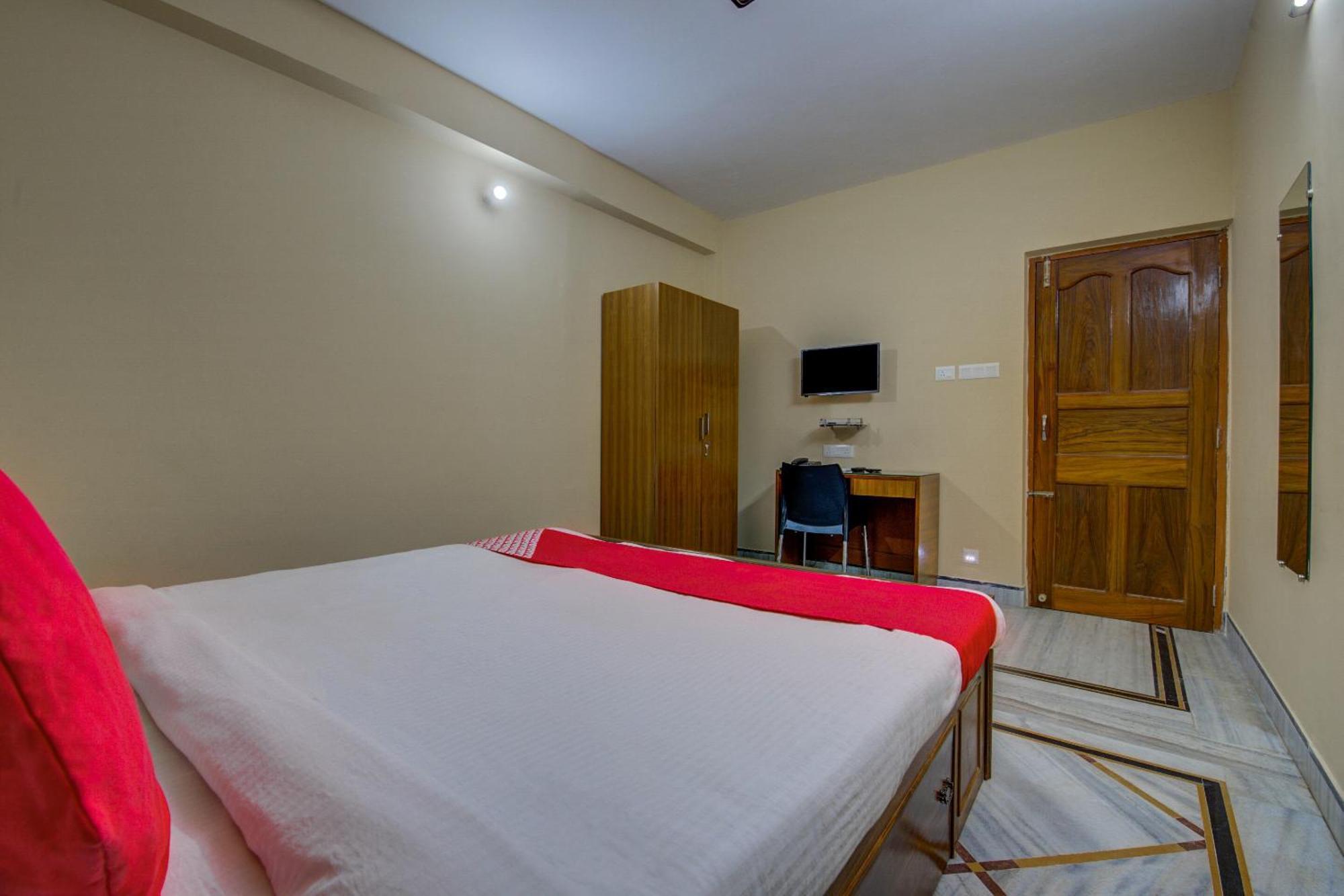 The Syncretic Guest House Calcutta Buitenkant foto